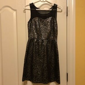 Elle Black/Metallic Dress